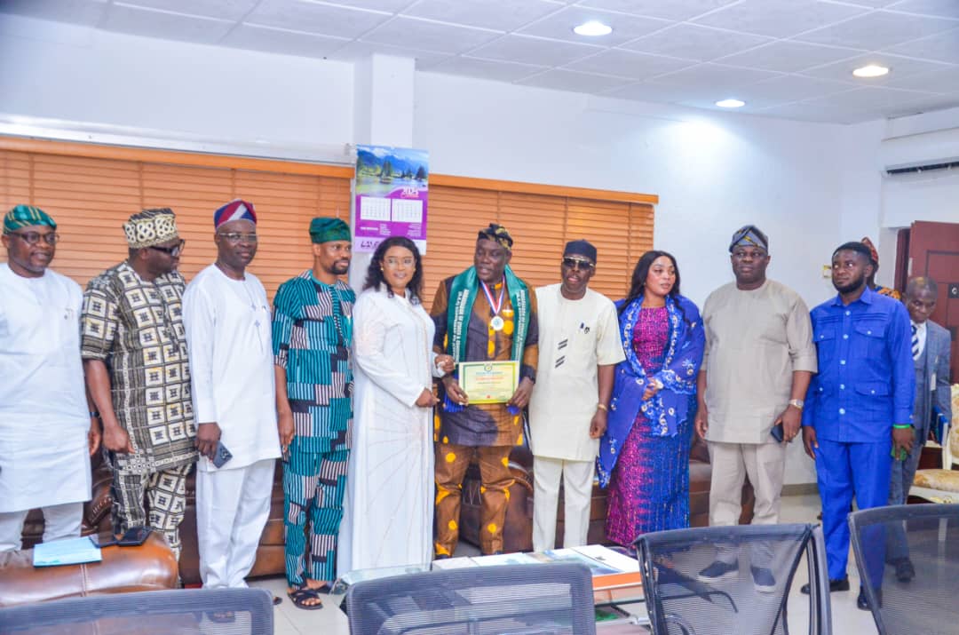 OGUN ASSEMBLY SPEAKER, OTHERS RECOGNIZED FOR EXEMPLARY ETHICS AND LEADERSHIP