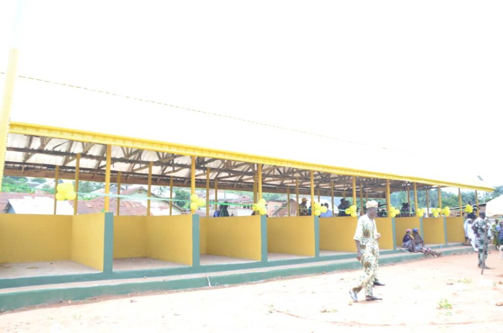 4 > Commissioning of 40 open stall Market at Ita- Mapako, Ijebu-Ode facilitated by Hon. Bakare.